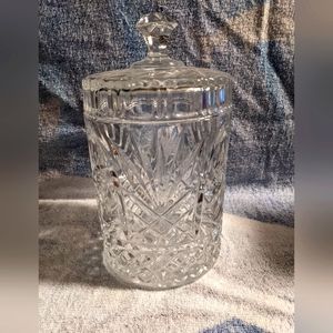 Lead crystal biscuit jar